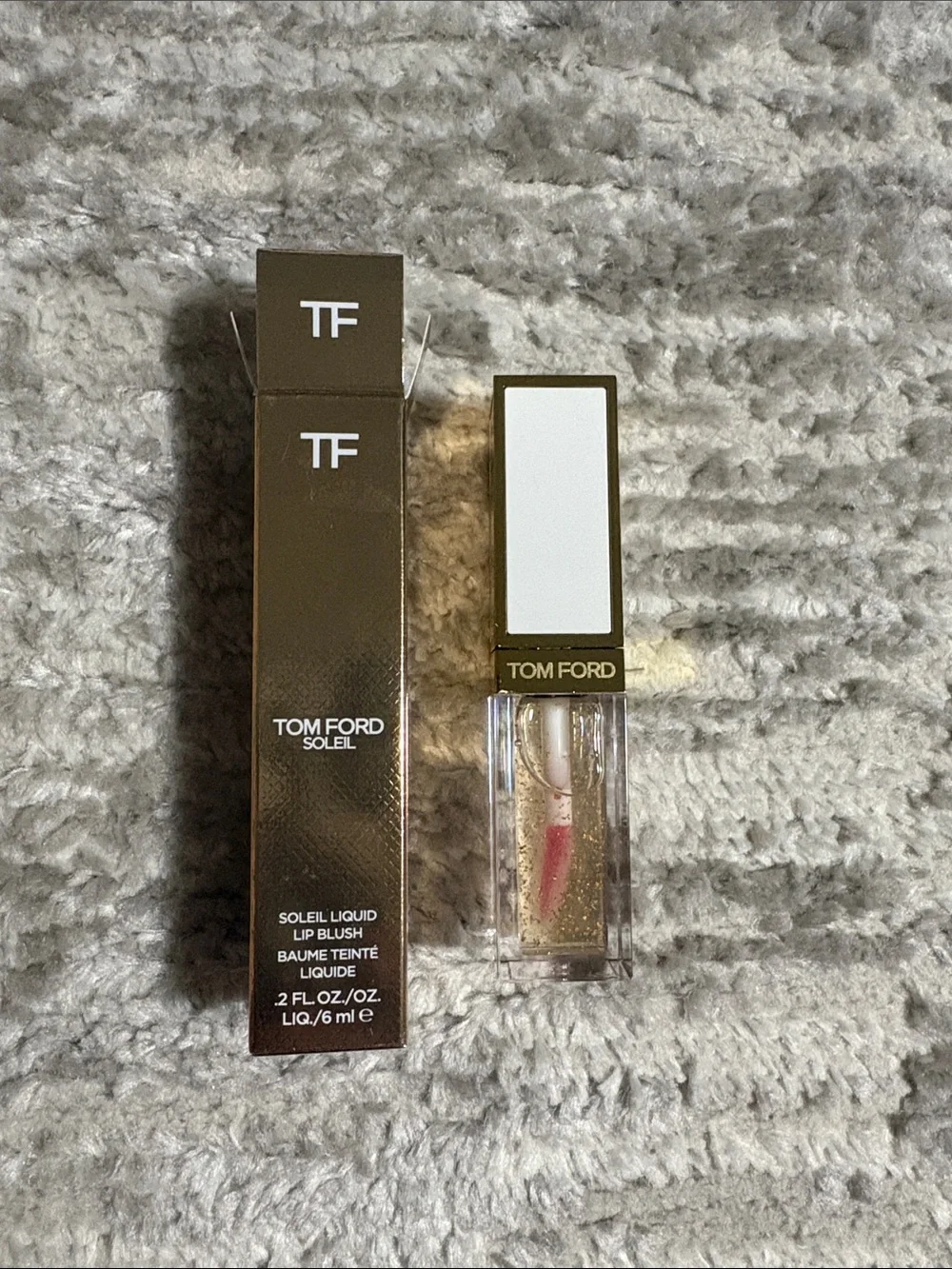 Tom Ford Lip Gloss in Gold Glitter with Soft Pink Applicator